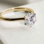 Verlobungsringe: Traditionen und moderne Trends im Überblick