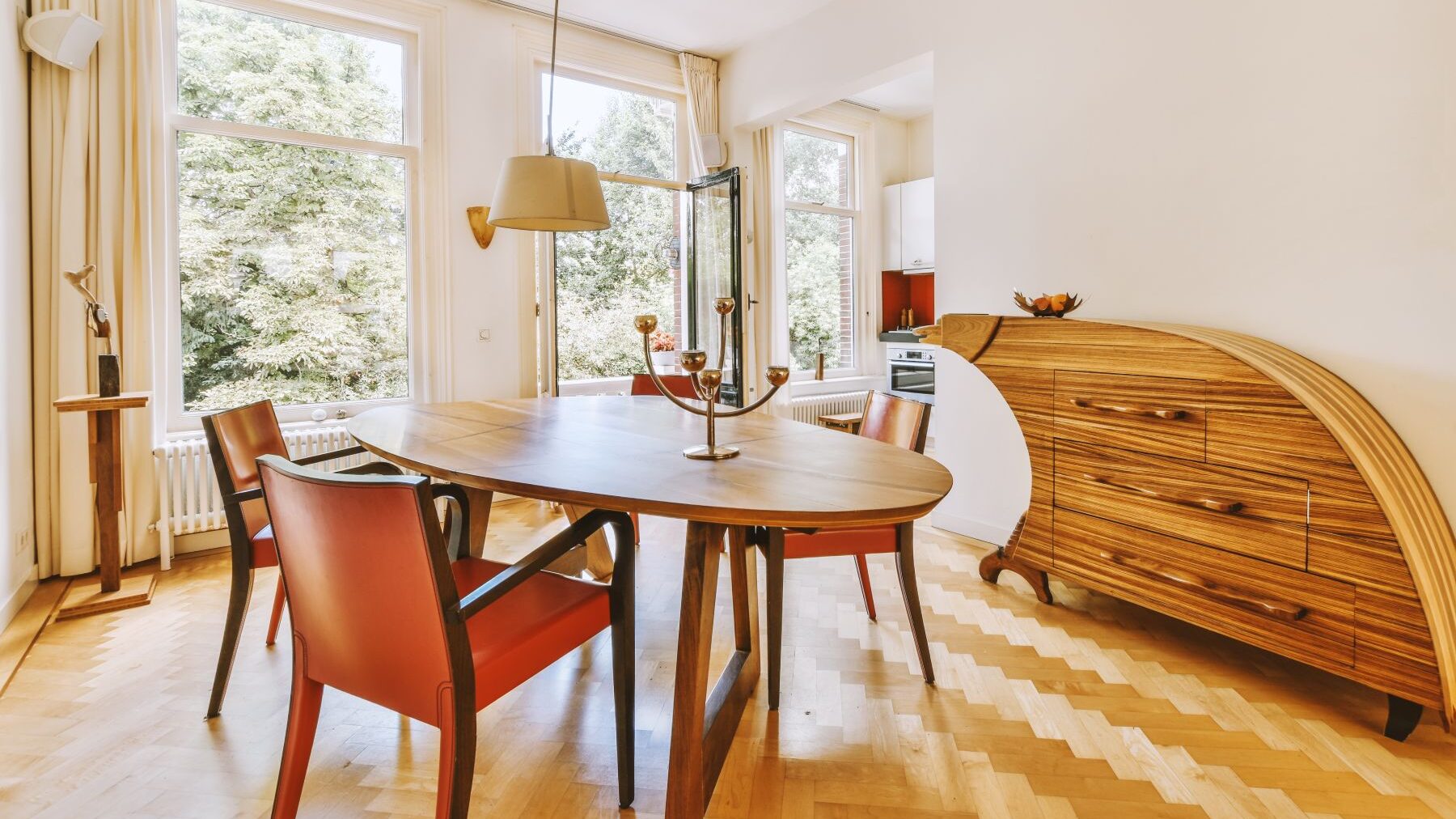 Verbesserung vom Raumklima durch Massivholzmöbel